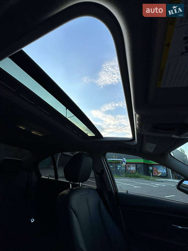 Седан BMW 3 Series 2013 в Киеве