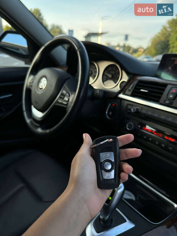 Седан BMW 3 Series 2013 в Киеве