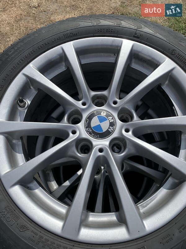 Седан BMW 3 Series 2015 в Виннице