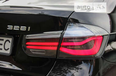 Седан BMW 3 Series 2012 в 
