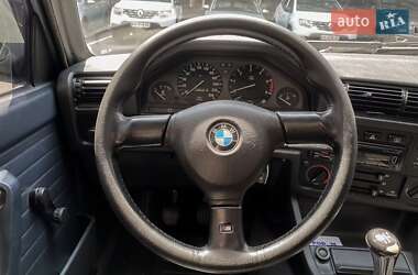 Седан BMW 3 Series 1986 в Киеве