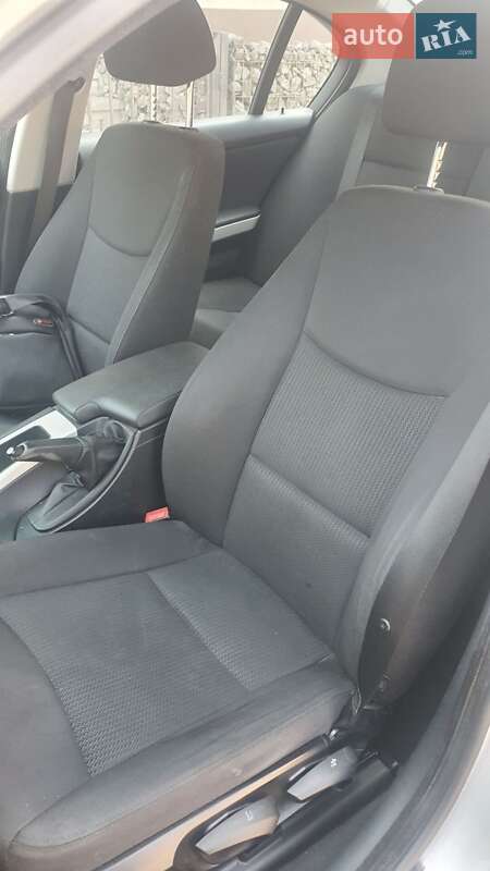 Седан BMW 3 Series 2009 в Тячеве