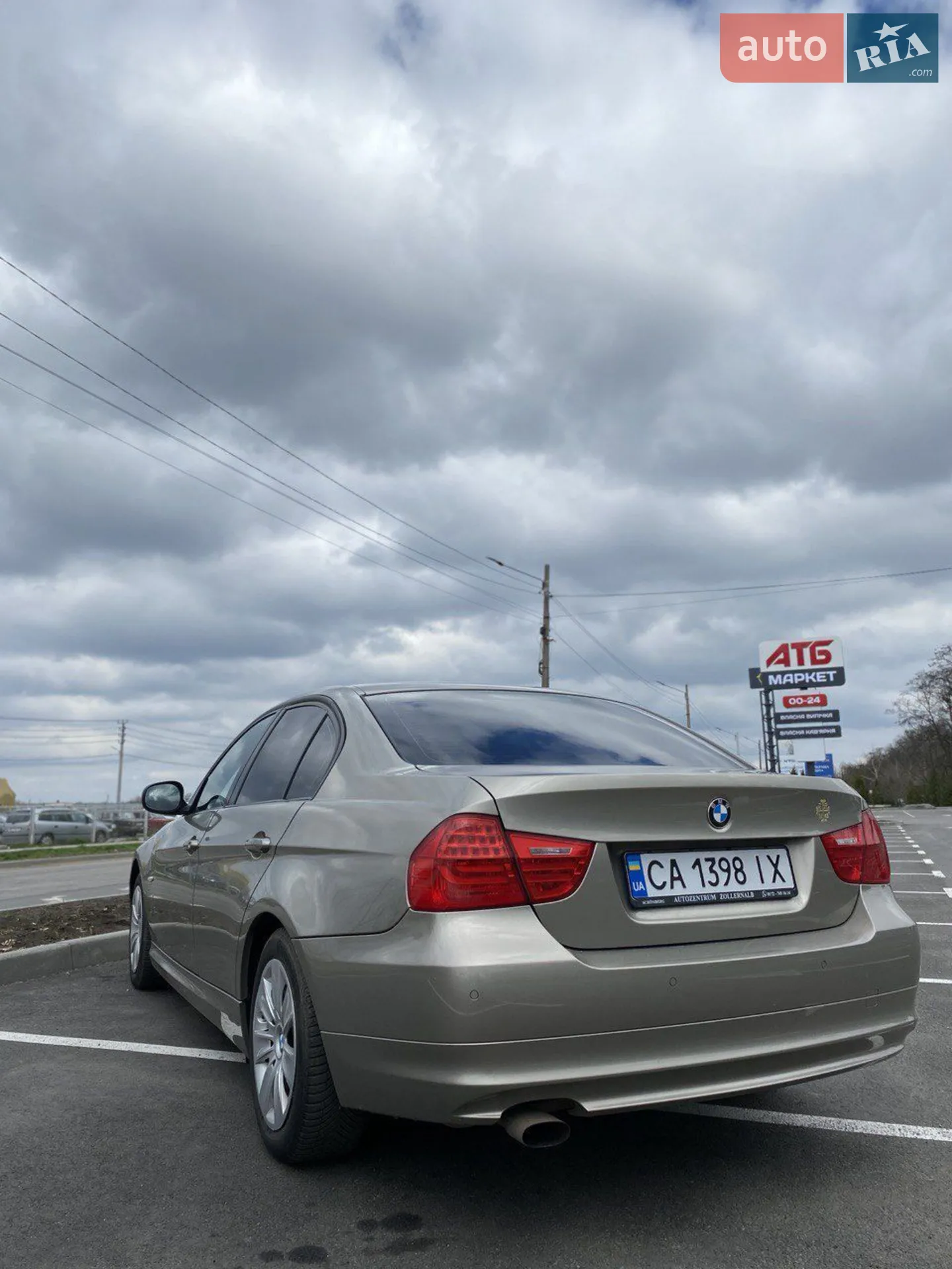 2010 BMW 3er - мініатюра 9