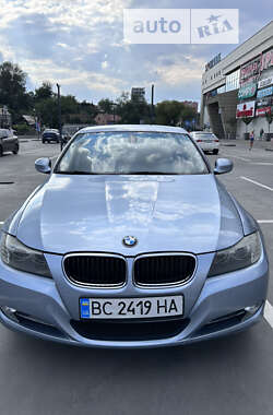 Седан BMW 3 Series 2010 в Львові
