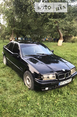 Седан BMW 3 Series 1993 в Рогатині