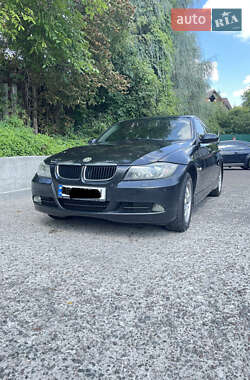 Седан BMW 3 Series 2005 в 