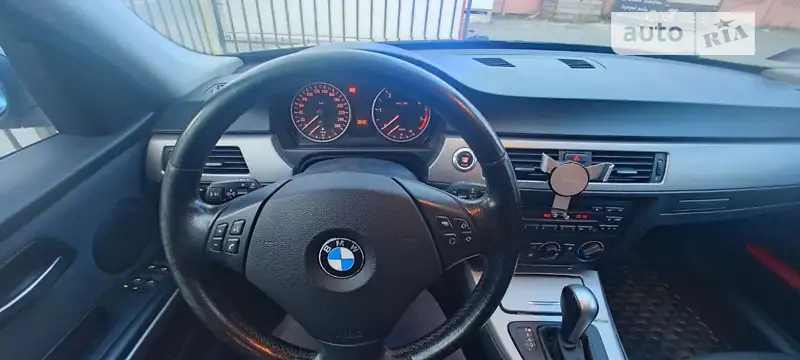 BMW 3 Series 2005