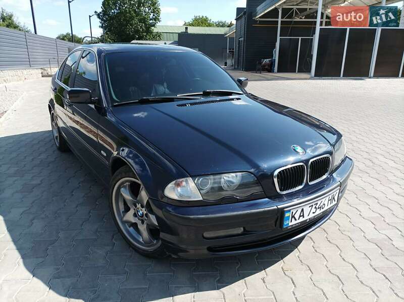 Седан BMW 3 Series 1999 в Маньковке