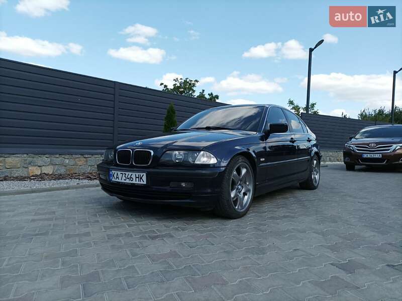 Седан BMW 3 Series 1999 в Маньковке