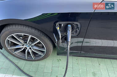 Седан BMW 3 Series 2021 в 