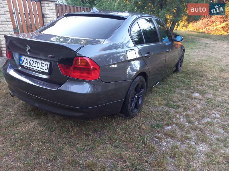 Седан BMW 3 Series 2006 в Шполе