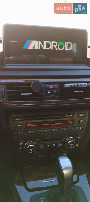 Седан BMW 3 Series 2009 в Львове