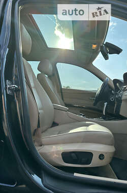 Седан BMW 3 Series 2011 в 