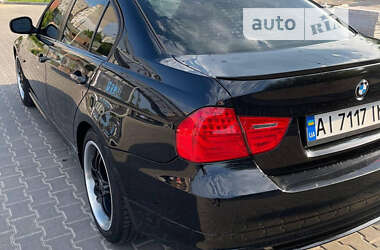 Седан BMW 3 Series 2011 в 