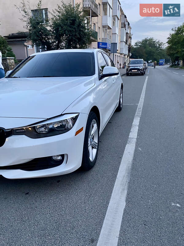 Седан BMW 3 Series 2013 в Ивано-Франковске