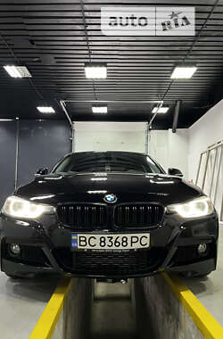 Седан BMW 3 Series 2013 в Львові