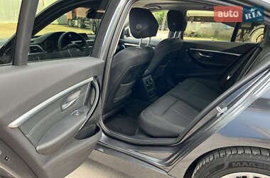 Седан BMW 3 Series 2018 в 