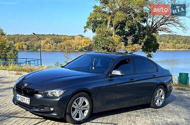 Седан BMW 3 Series 2015 в Запорожье