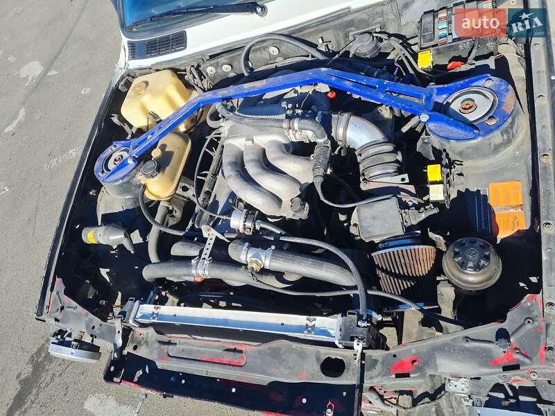 Седан BMW 3 Series 1986 в Одессе