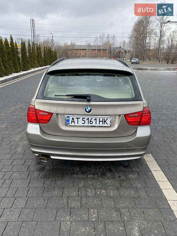Универсал BMW 3 Series 2011 в Ивано-Франковске