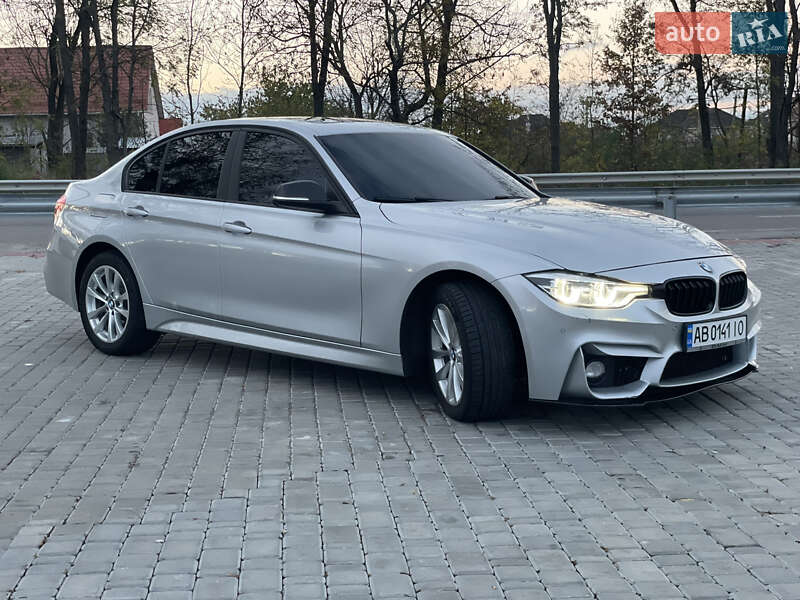 Седан BMW 3 Series 2016 в Вінниці