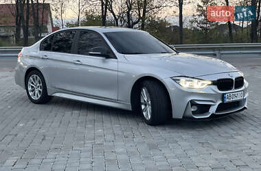 Седан BMW 3 Series 2016 в 
