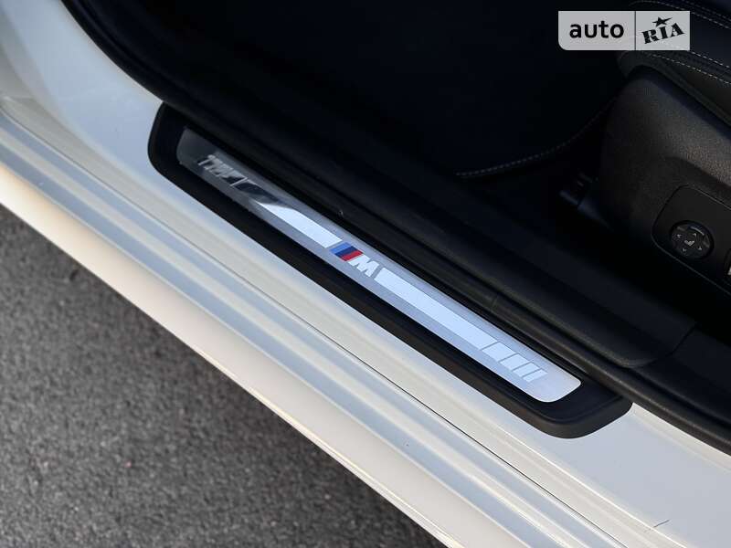 Седан BMW 3 Series 2022 в Киеве