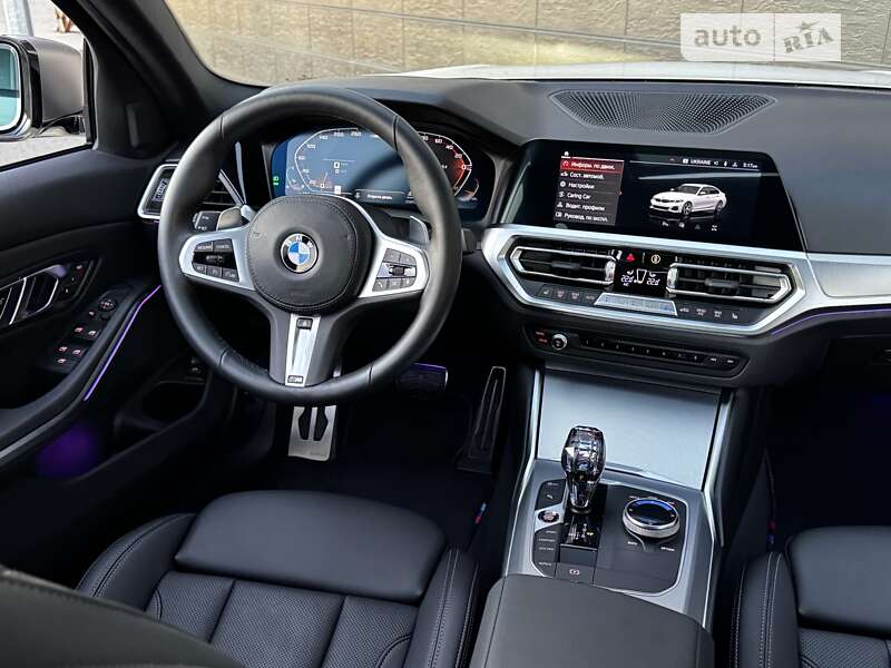 Седан BMW 3 Series 2022 в Киеве