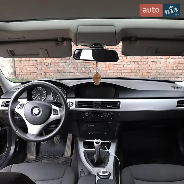 BMW 3 Series 2006 VIN WBAVR71090KS96897 фото оголошення 9 з 48