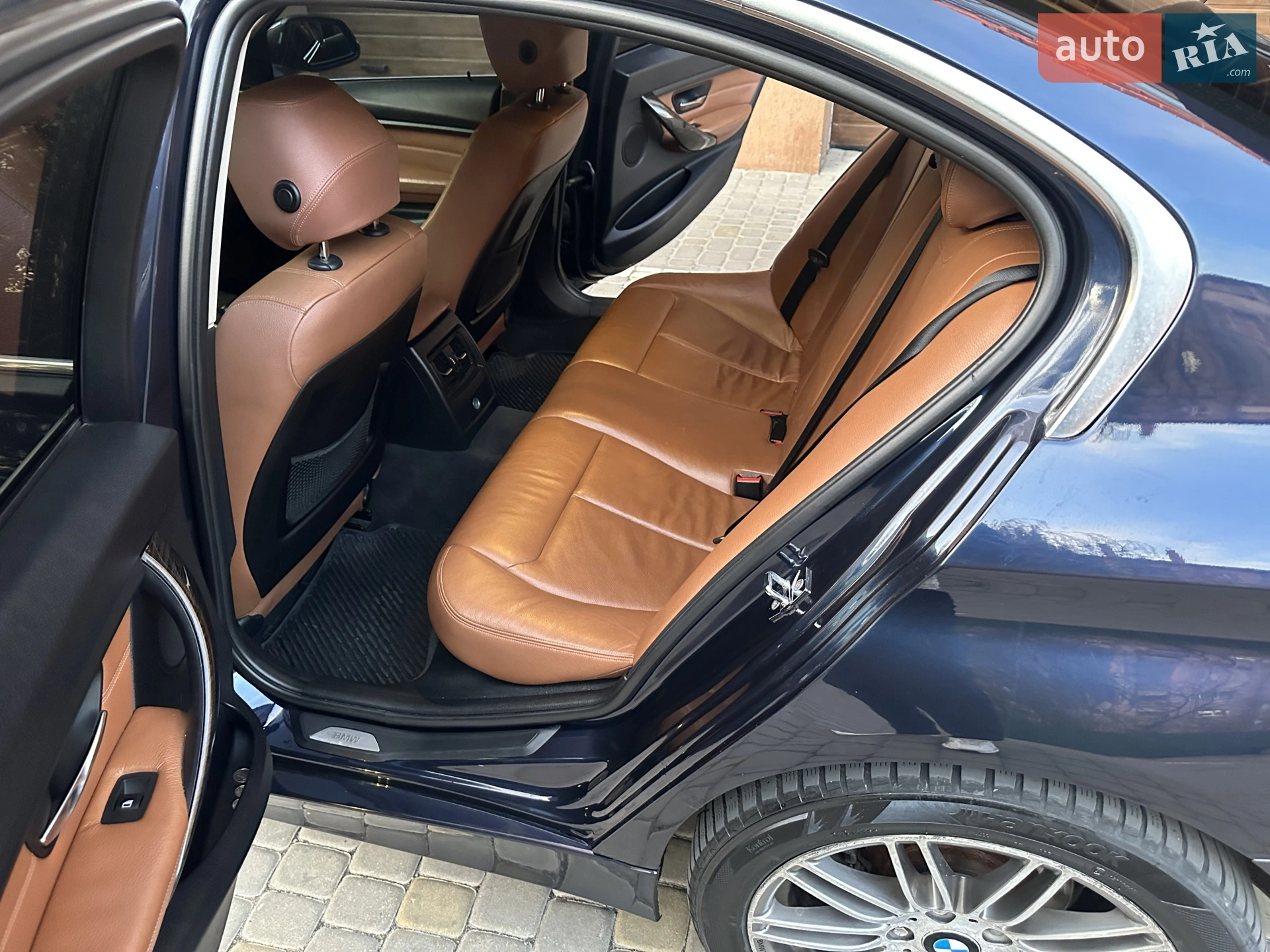 2012 BMW 3er - мініатюра 11