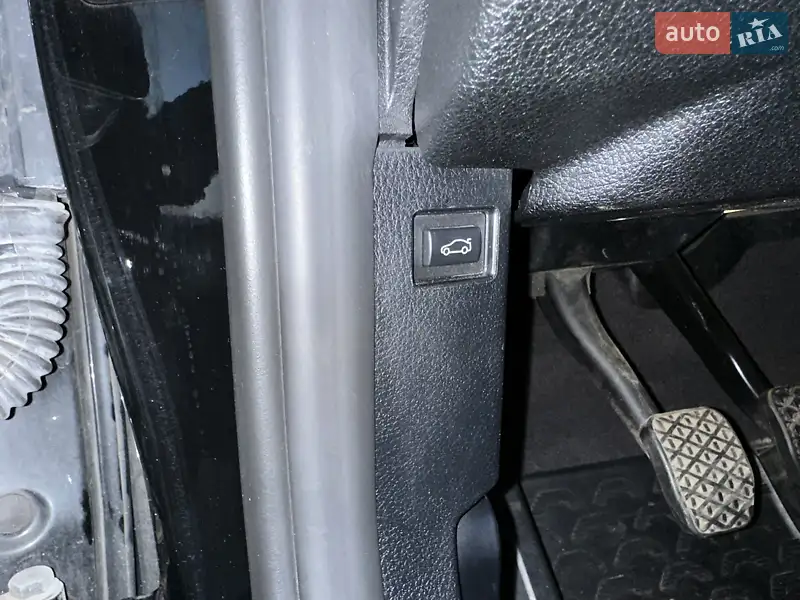 BMW 3 Series 2014 VIN WBA3K91040F936322 фото оголошення 30 з 83