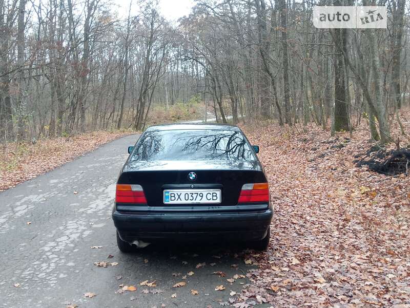 Седан BMW 3 Series 1995 в Каменец-Подольском