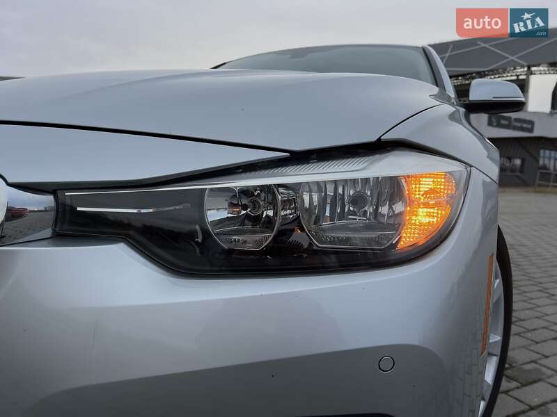 Седан BMW 3 Series 2017 в Львові