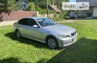 Седан BMW 3 Series 2007 в Надвірній