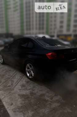 Седан BMW 3 Series 2014 в Киеве