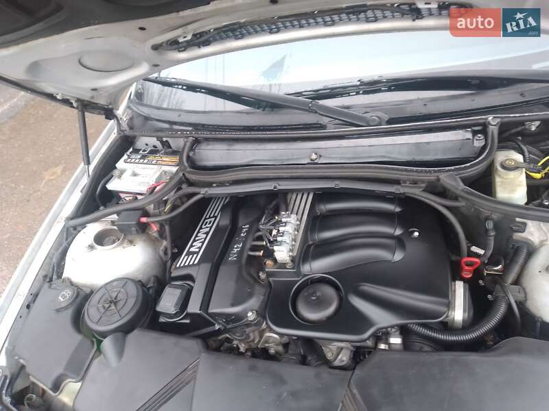 Седан BMW 3 Series 2003 в Хмельницком