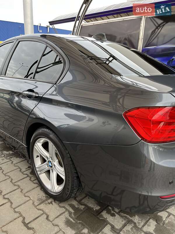 Седан BMW 3 Series 2013 в Одессе