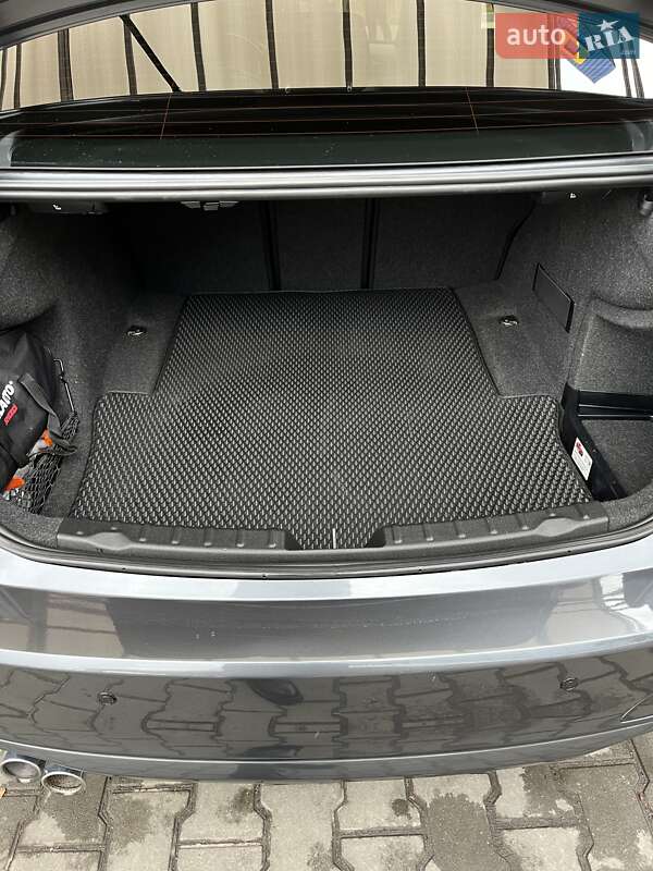 Седан BMW 3 Series 2013 в Одессе