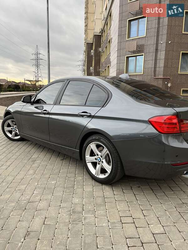 BMW 3 Series 2013