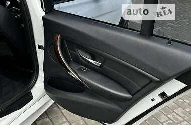 Седан BMW 3 Series 2014 в 