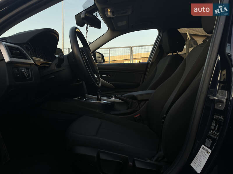 Універсал BMW 3 Series 2017 в Львові