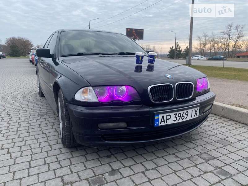 Седан BMW 3 Series 2000 в Запорожье