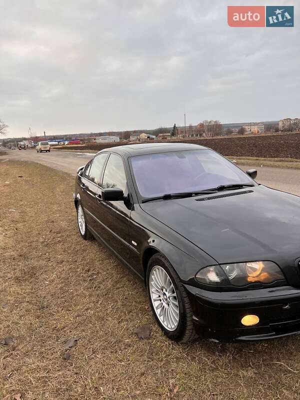 Седан BMW 3 Series 2000 в Гайвороні