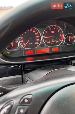 Седан BMW 3 Series 2000 в Гайвороні