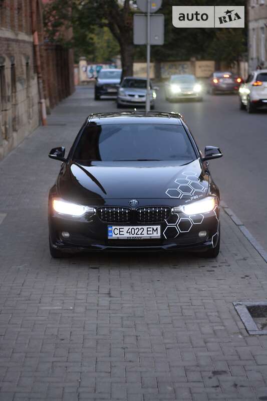 Седан BMW 3 Series 2013 в Черновцах