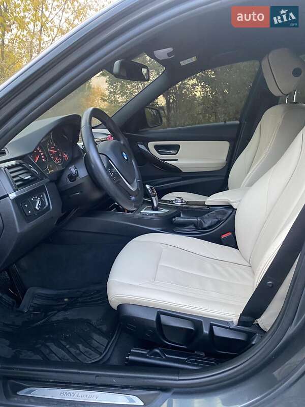 Седан BMW 3 Series 2013 в Бердичеві