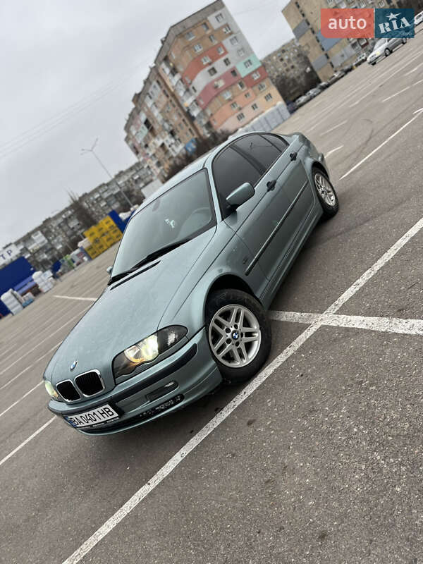 BMW 3 Series 2001