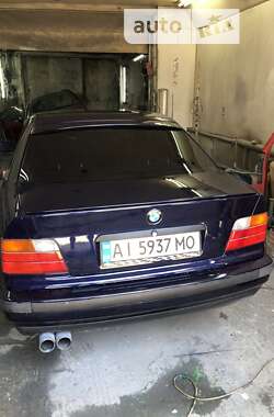 Седан BMW 3 Series 1995 в Києві