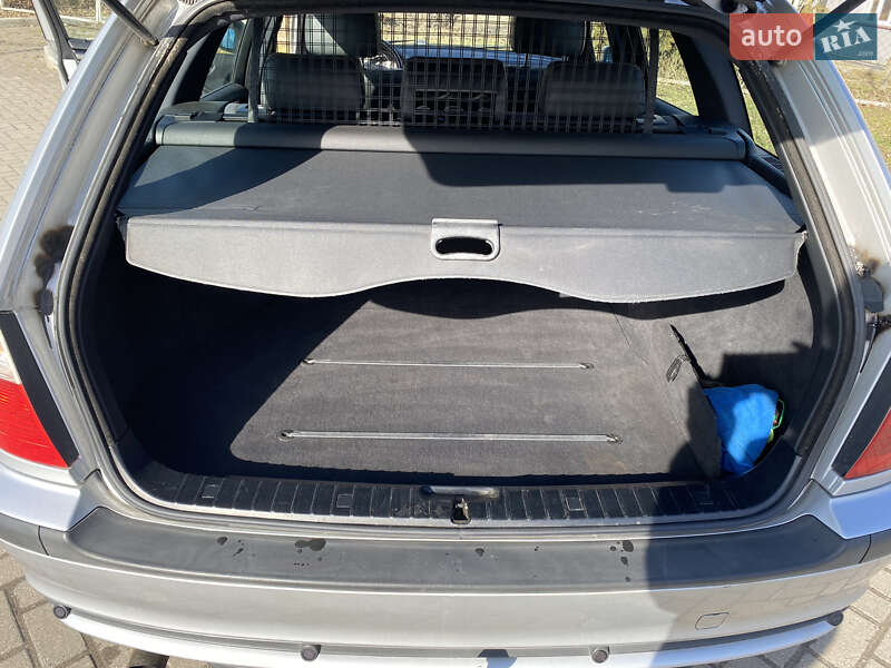 Универсал BMW 3 Series 2004 в Самборе