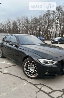 Седан BMW 3 Series 2016 в Днепре